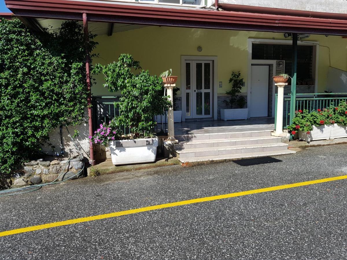 SantʼEufemia Lamezia Modern Apt Reventino - Le Lincelle, Lamezia מראה חיצוני תמונה