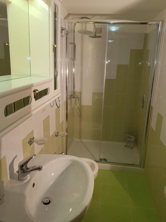 SantʼEufemia Lamezia Modern Apt Reventino - Le Lincelle, Lamezia מראה חיצוני תמונה